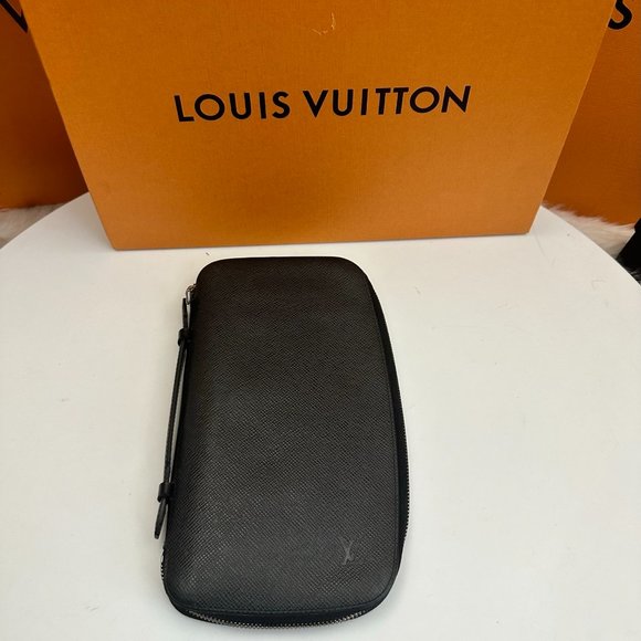 💎✨BEAUTIFUL✨💎Auth Louis Vuitton Taiga Organizer Long Wallet - Picture 4 of 16
